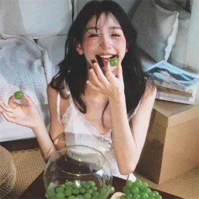 泡芙小姐第二季 高清封面